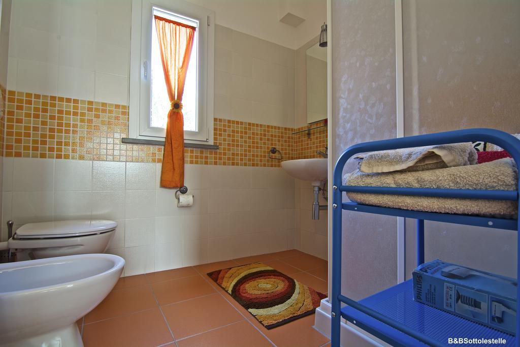 B&B Sotto Le Stelle Фано Екстериор снимка